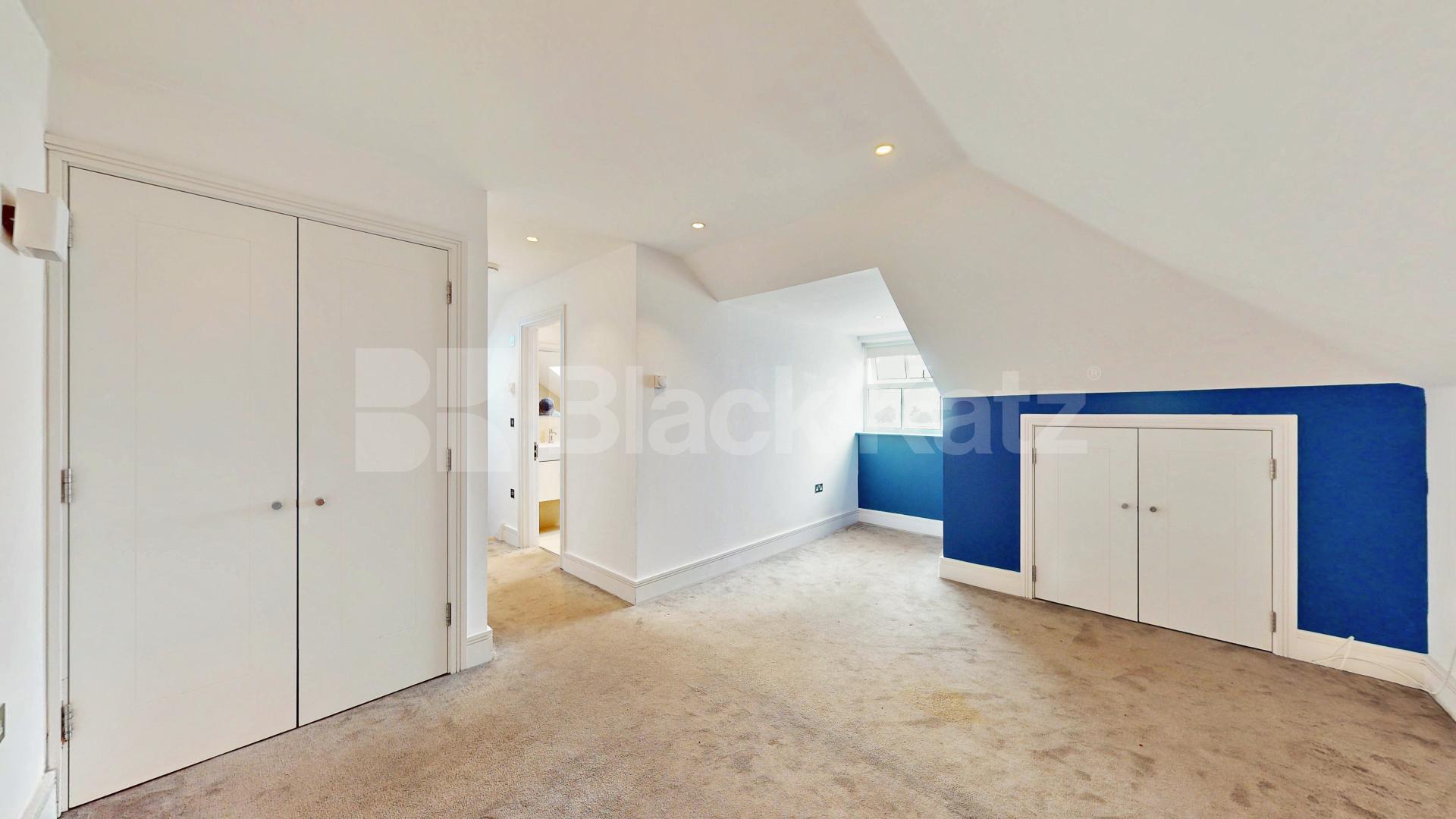 Spacious 3 bed 3 bath apartment set in a beautiful location  Adelaide Road, Primrose Hill / Chalk Farm